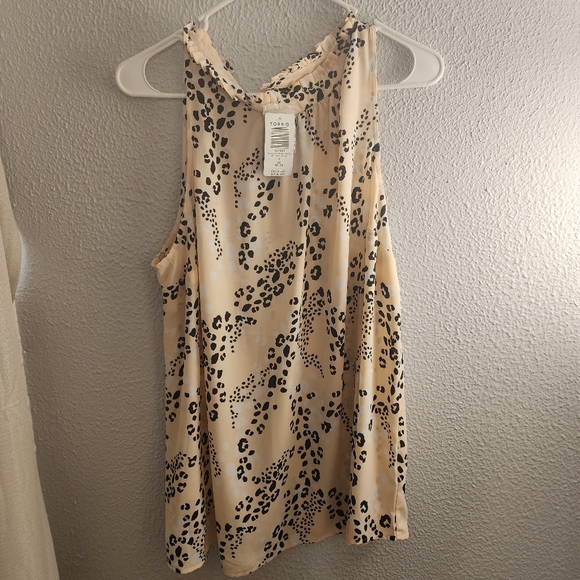 Torrid tank size 2 - Picture 1 of 1